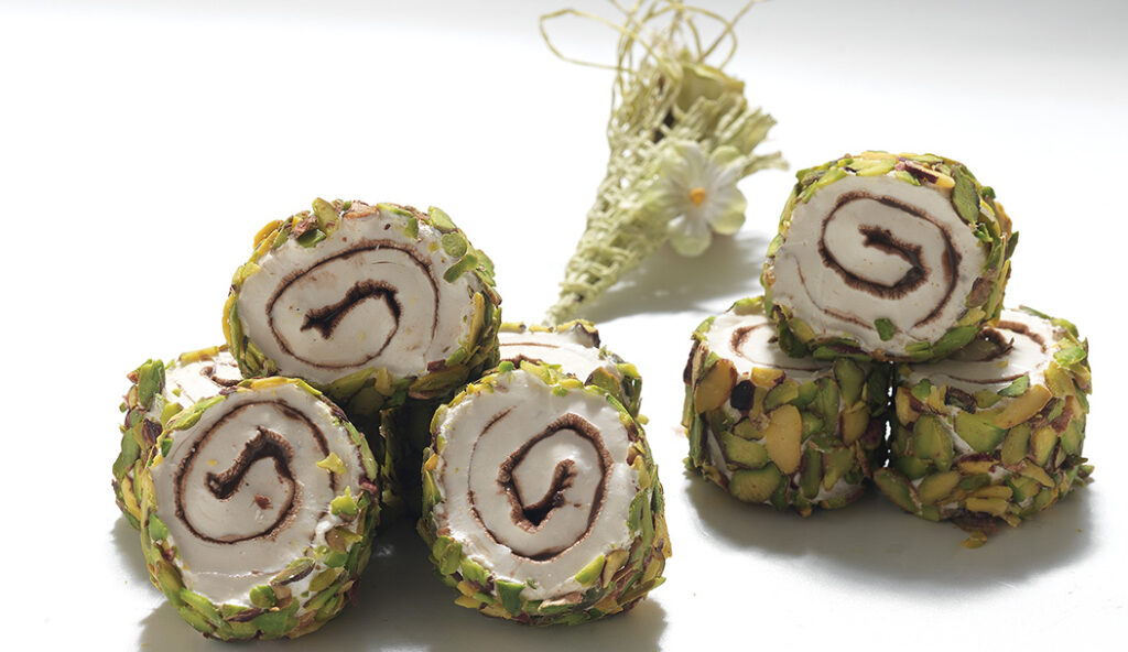 File Fıstıklı Çikolatalı Sarma