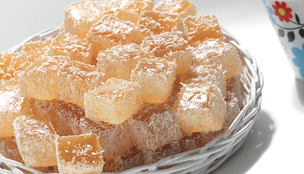 Sade Lokum Hindistan Cevizi Kaplı