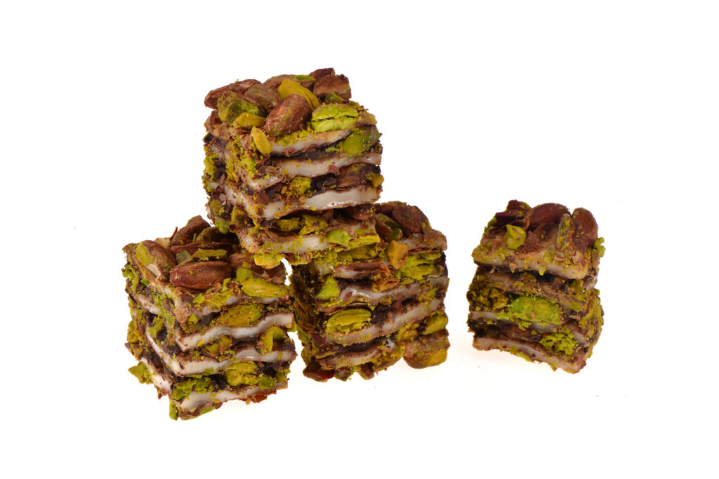 Toz Badem Kaplı Kremalı Ay Bohça